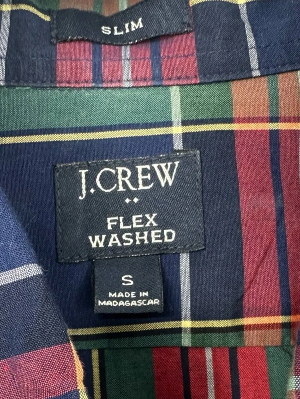 J. Crew Men’s Slim Fit Flex Plaid Button Down Shirt Small Navy Red Classic - Picture 4 of 8